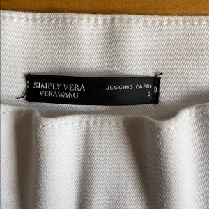 Simply Vera Wang Capris new!!